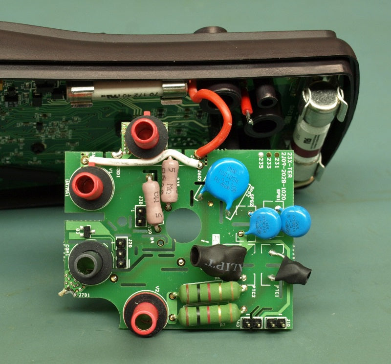 EEVblog BM235 Multimeter