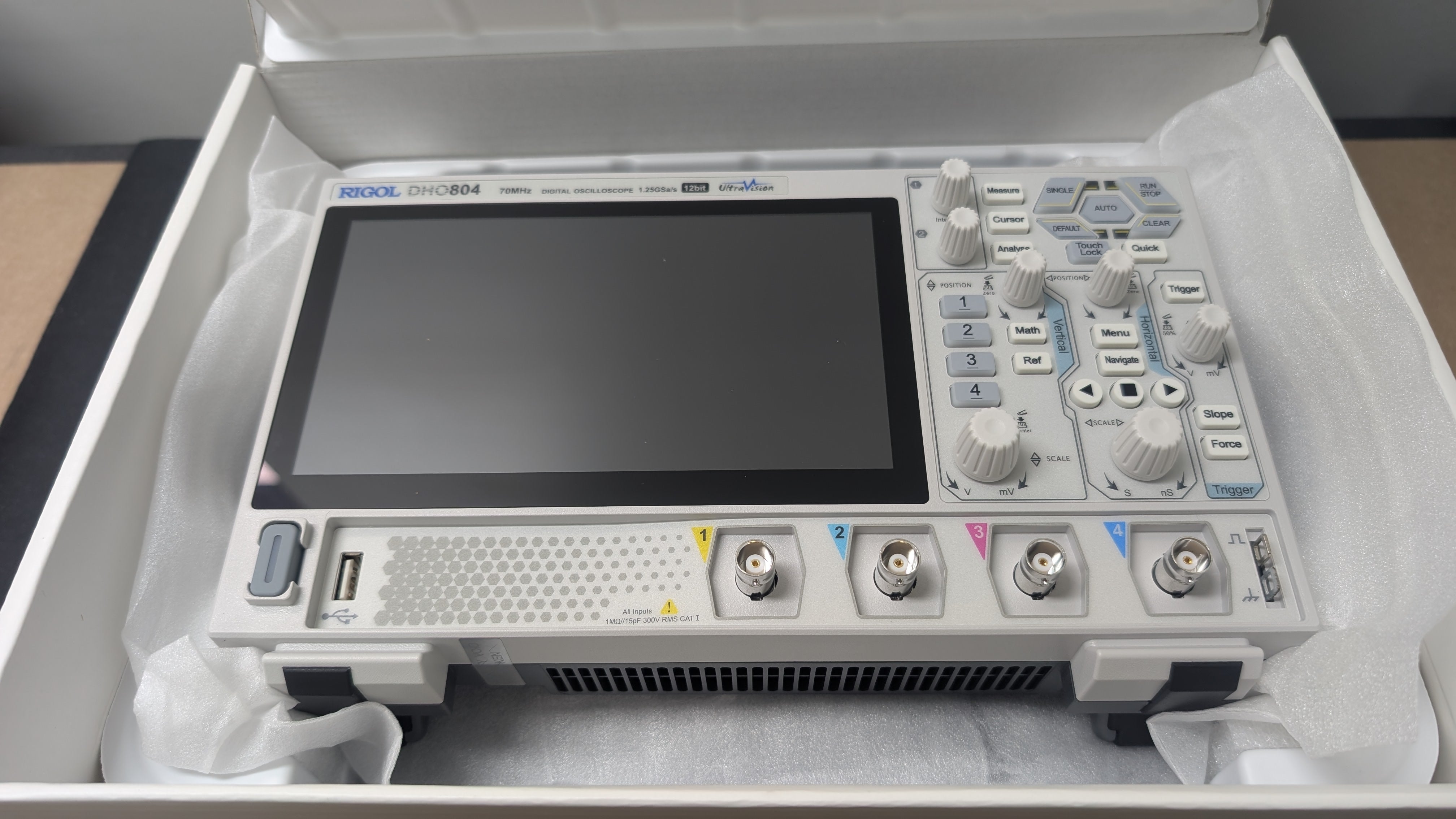 Rigol DHO804 70MHz 4CH 1.25 GS/s Oscilloscope – EEVblog Store